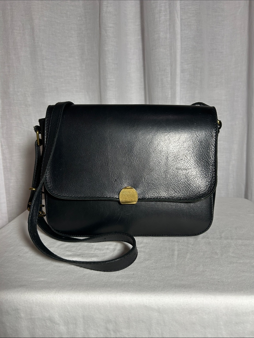 Madewell | The Abroad | Black Leather | Convertible | Cross Body | Flap Bag